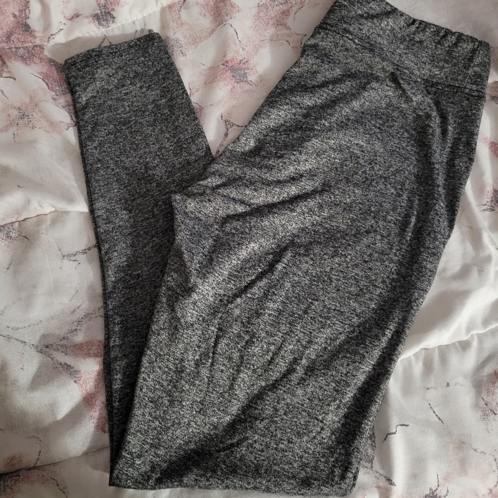 Grey leggings